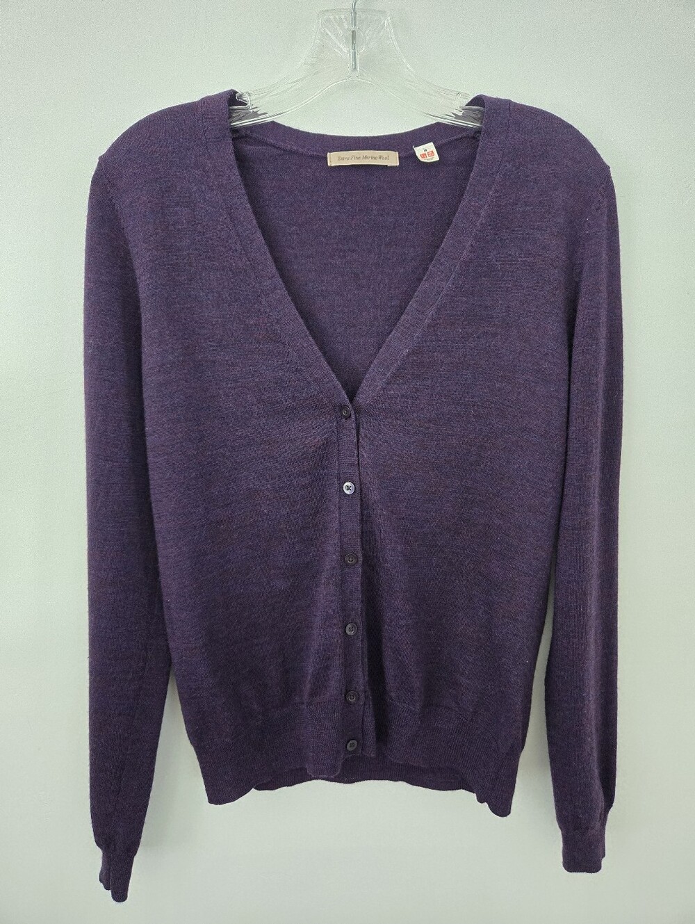 Uniqlo Extra Fine Merino Wool Button Front Cardigan. Purple. Size Medium.